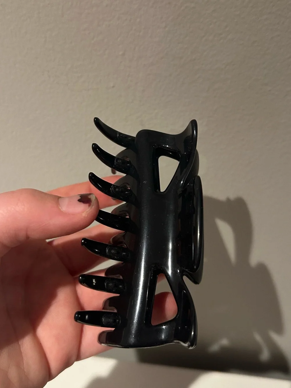Bundle of six hair clips!